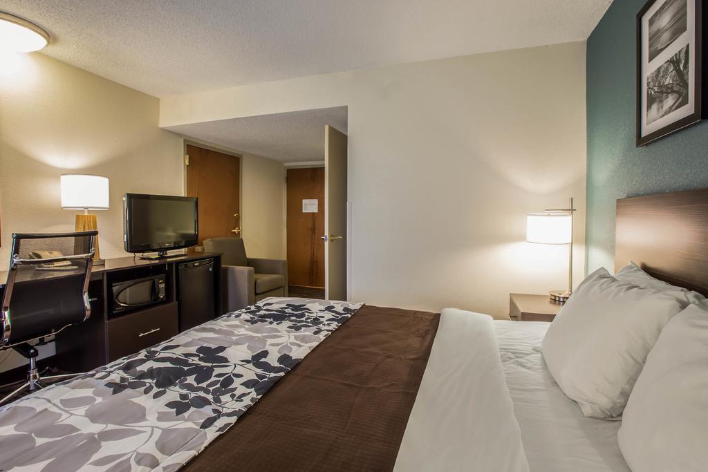 Sleep Inn Greensboro Airport Exteriör bild