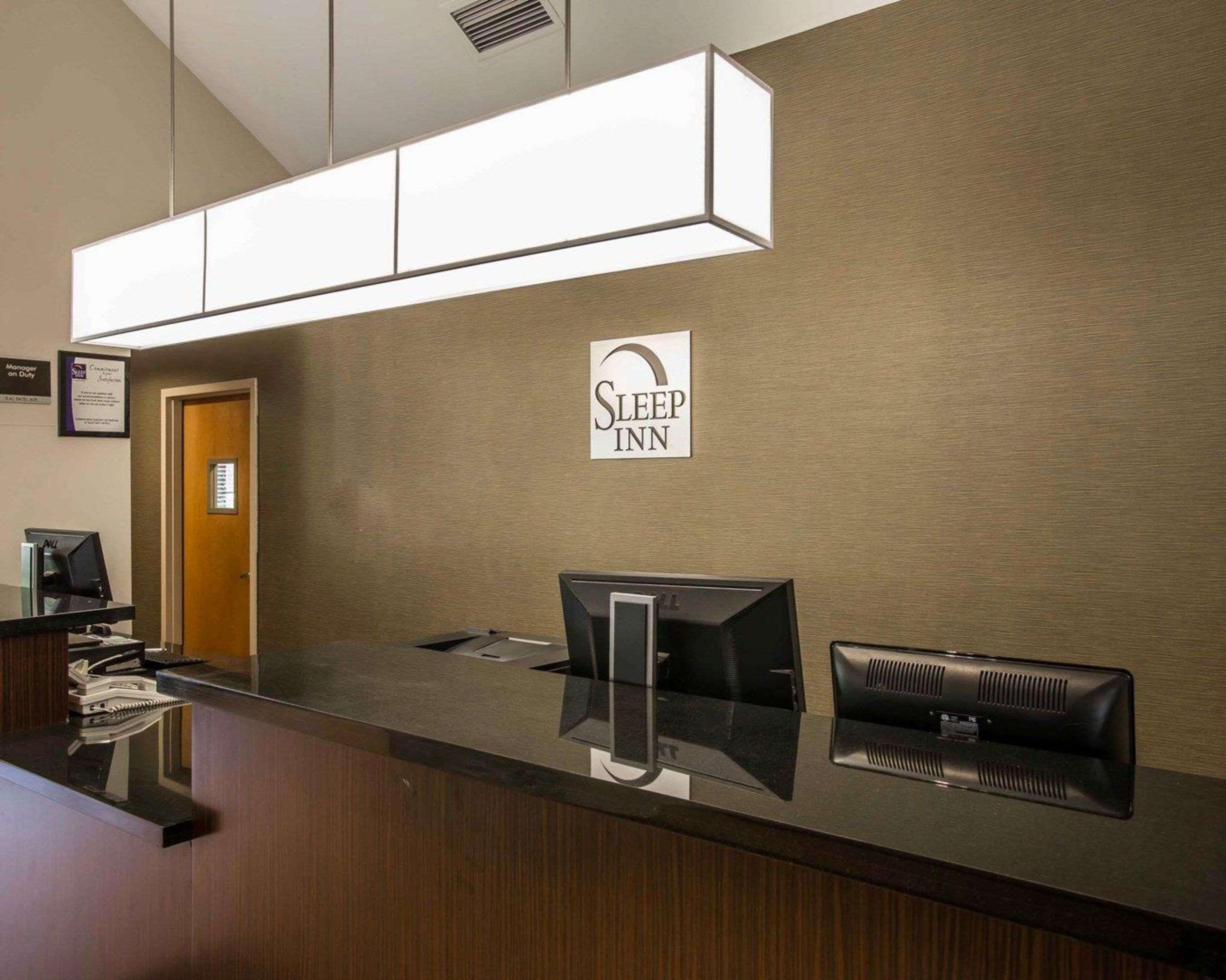 Sleep Inn Greensboro Airport Exteriör bild