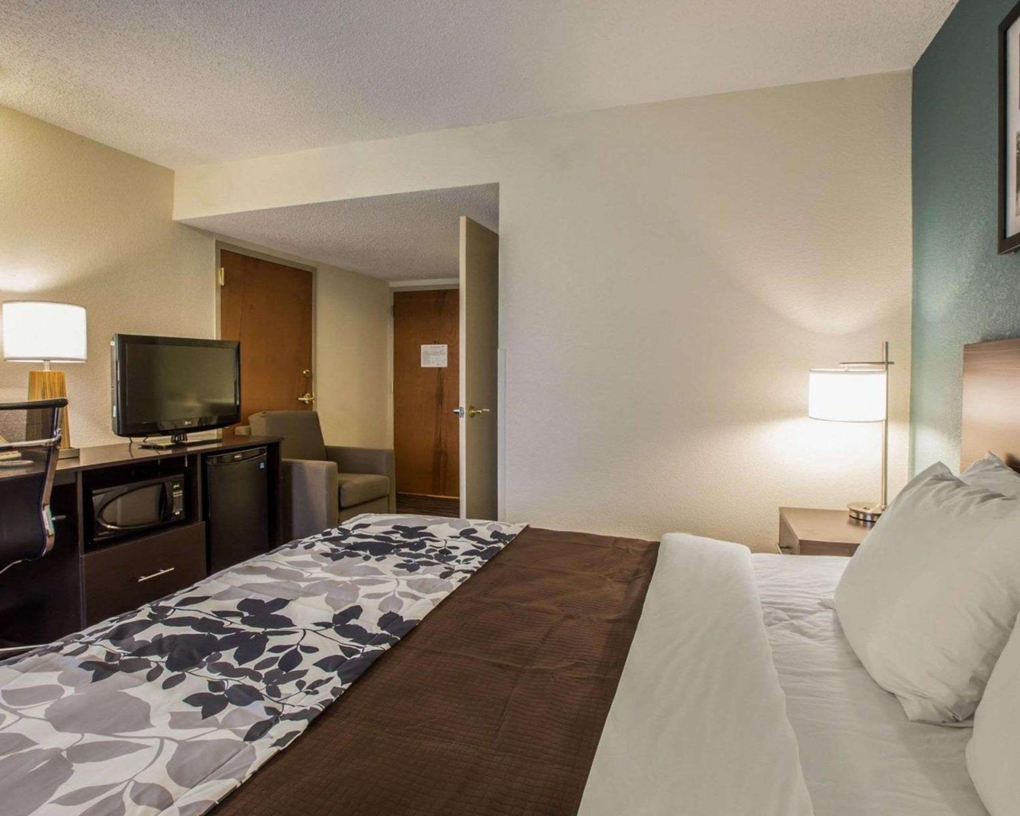 Sleep Inn Greensboro Airport Exteriör bild