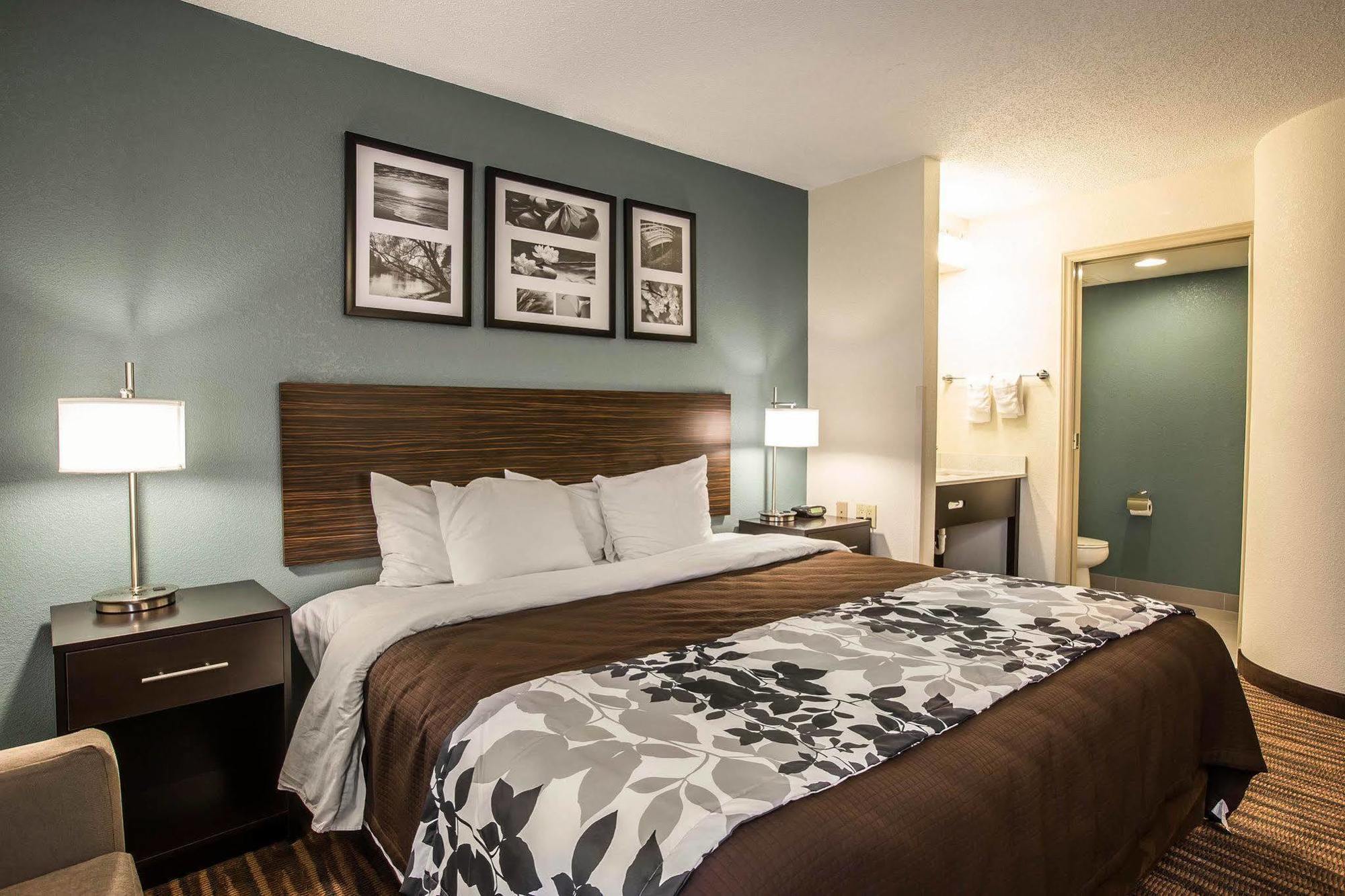 Sleep Inn Greensboro Airport Exteriör bild