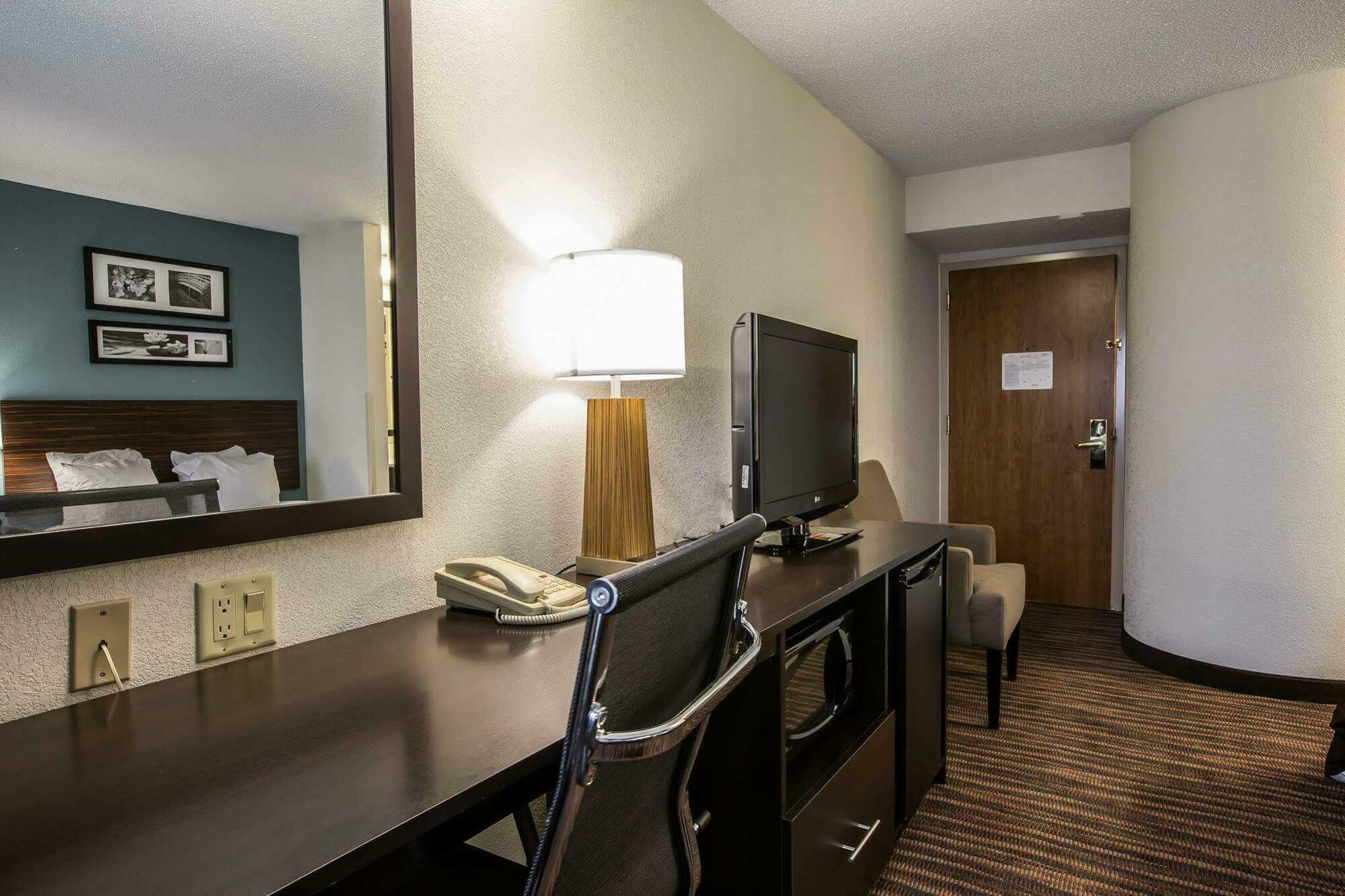 Sleep Inn Greensboro Airport Exteriör bild